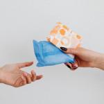 Betim começa distribuição gratuita de absorventes; saiba quem tem direito