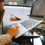 Justiça anula justa causa de funcionária que recusou fazer venda casada