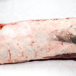 Justiça condena supermercado a indenizar cliente que comprou carne com larvas