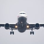 Avião comercial cai nos Estados Unidos e mobiliza jatos militares