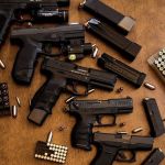 Brasil tem quase 940 mil armas recadastradas na Polícia Federal; armas de uso restrito chegam a 44 mil  