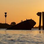 Naufrágio na Nigéria com passageiros que voltavam de casamento deixa 106 mortos 