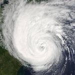 Ciclone, tempestades e frente fria atingem cidades do Brasil neste fim de semana 