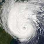 Ciclone, tempestades e frente fria atingem cidades do Brasil neste fim de semana