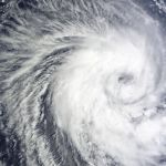 Cidades do Brasil têm alerta para ciclone extratropical nesta segunda-feira