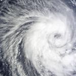 Cidades do Brasil têm alerta para ciclone extratropical nesta segunda-feira