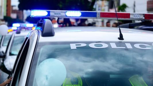 Tiroteio aconteceu na madrugada deste sábado (28) um bairro nobre de Los Angeles