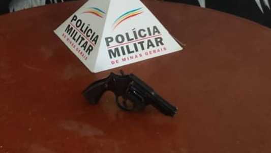 Imagem mostra arma usada pelos criminosos para matar a vítima
