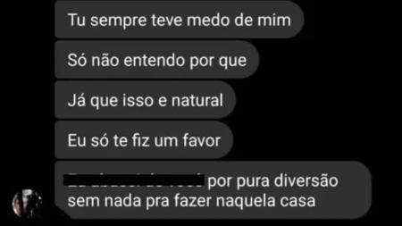 Imagem mostra o hmem zombando do medo da vítima