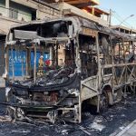 Segundo ônibus é incendiado em menos de três horas na mesma avenida em Contagem