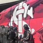 Ônibus do Inter é alvo pedras e integrantes da delegação são atingidos