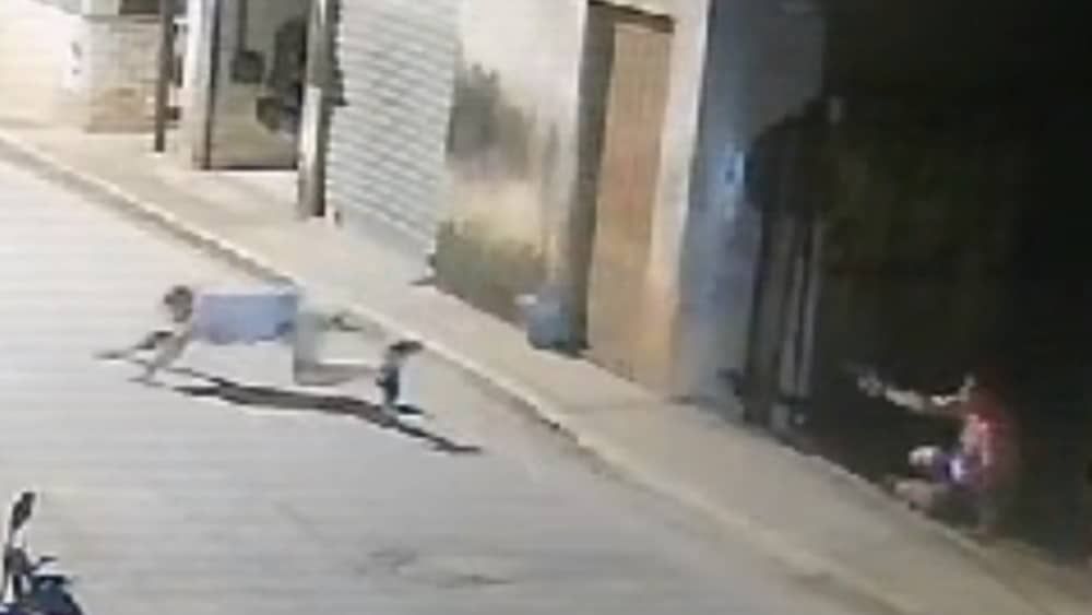 Vídeo mostra início da briga em que policial matou presidente de time em Minas