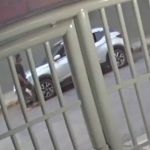 Suspeito tenta roubar carro no bairro Caiçara, em BH, mas antifurto impede assalto; veja vídeo