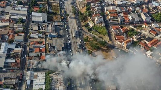 Imagem mostra trânsito