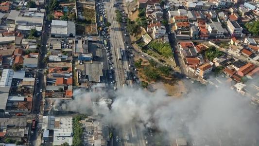 Imagem mostra trânsito