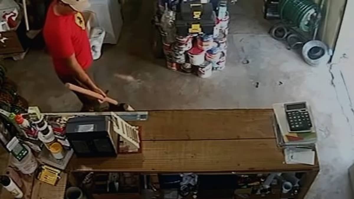Vídeo mostra suspeito de matar empresário mineiro no RS comprando pás, enxada e lona