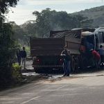 Acidente na MG 030 causa congestionamento na BR 040 nos 2 sentidos