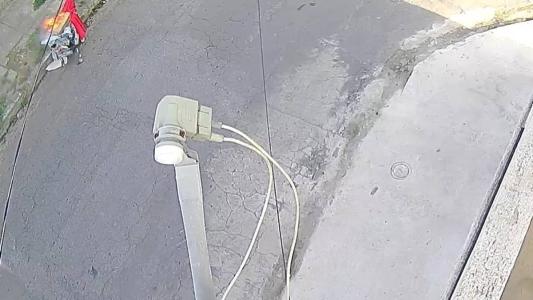Imagens do circuito de segurança flagraram a ação criminosa