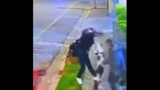 Imagens do circuito de segurança mostram a ação do bandido