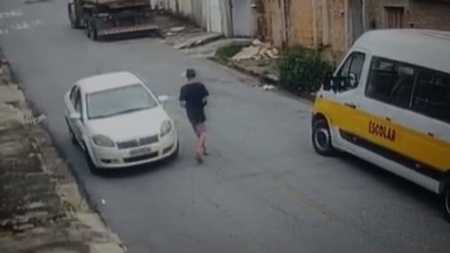 Imagens mostram a ação criminosa