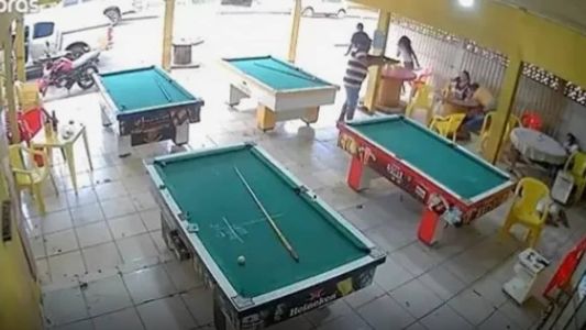 Imagens mostram a ação dos criminosos