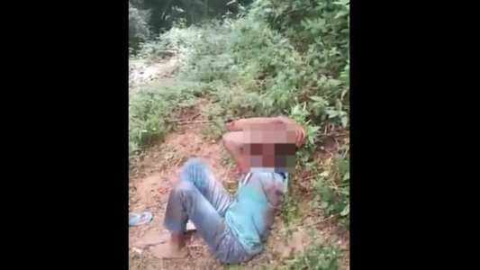 Imagens mostram a sessão de tortura