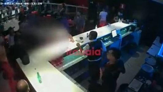 Imagens mostram os momentos de agressão