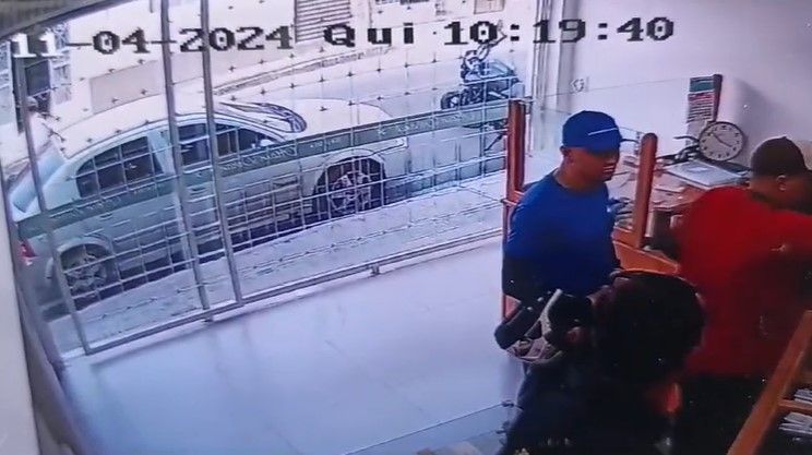 Assalto a joalheria termina com dono de loja morto a tiros em Arcos (MG)