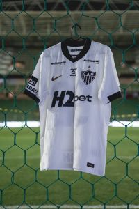 Atlético vai estrear a segunda camisa de 2026 no clássico