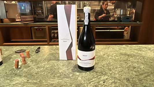 Rótulo especial da Menin Wine Company traz uvas produzidas por árvores centenárias