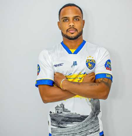 Alexandre Souza, volante do Sampaio Corrêa