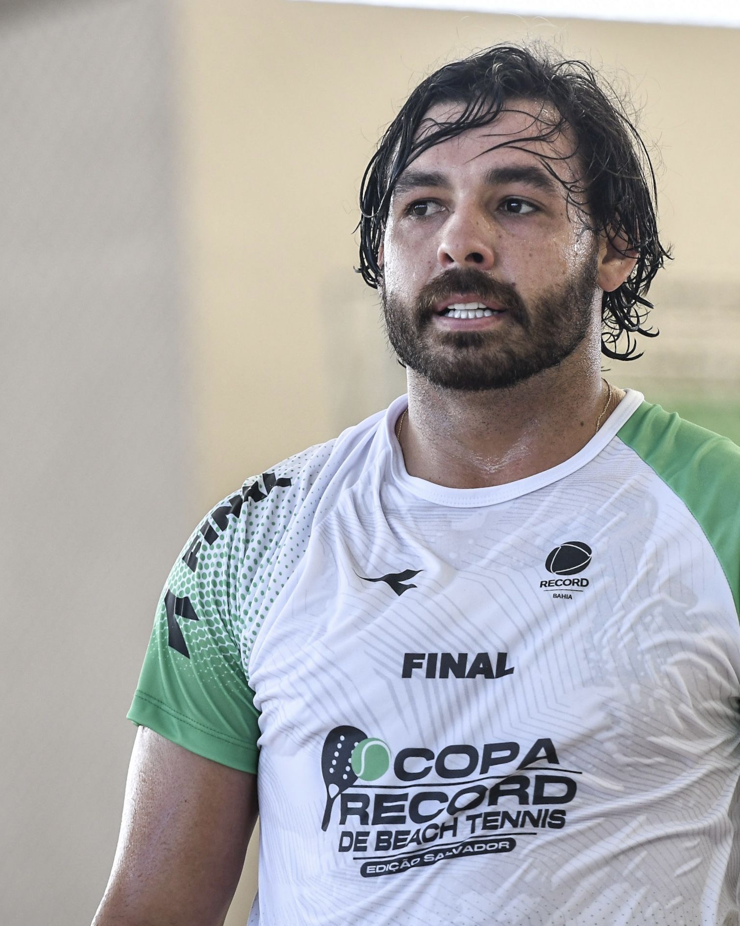 Multicampeão pelo Cruzeiro sobe ao pódio em torneio de beach tennis na Bahia