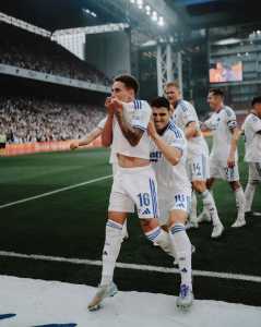 Robert em goleada na Dinamarca