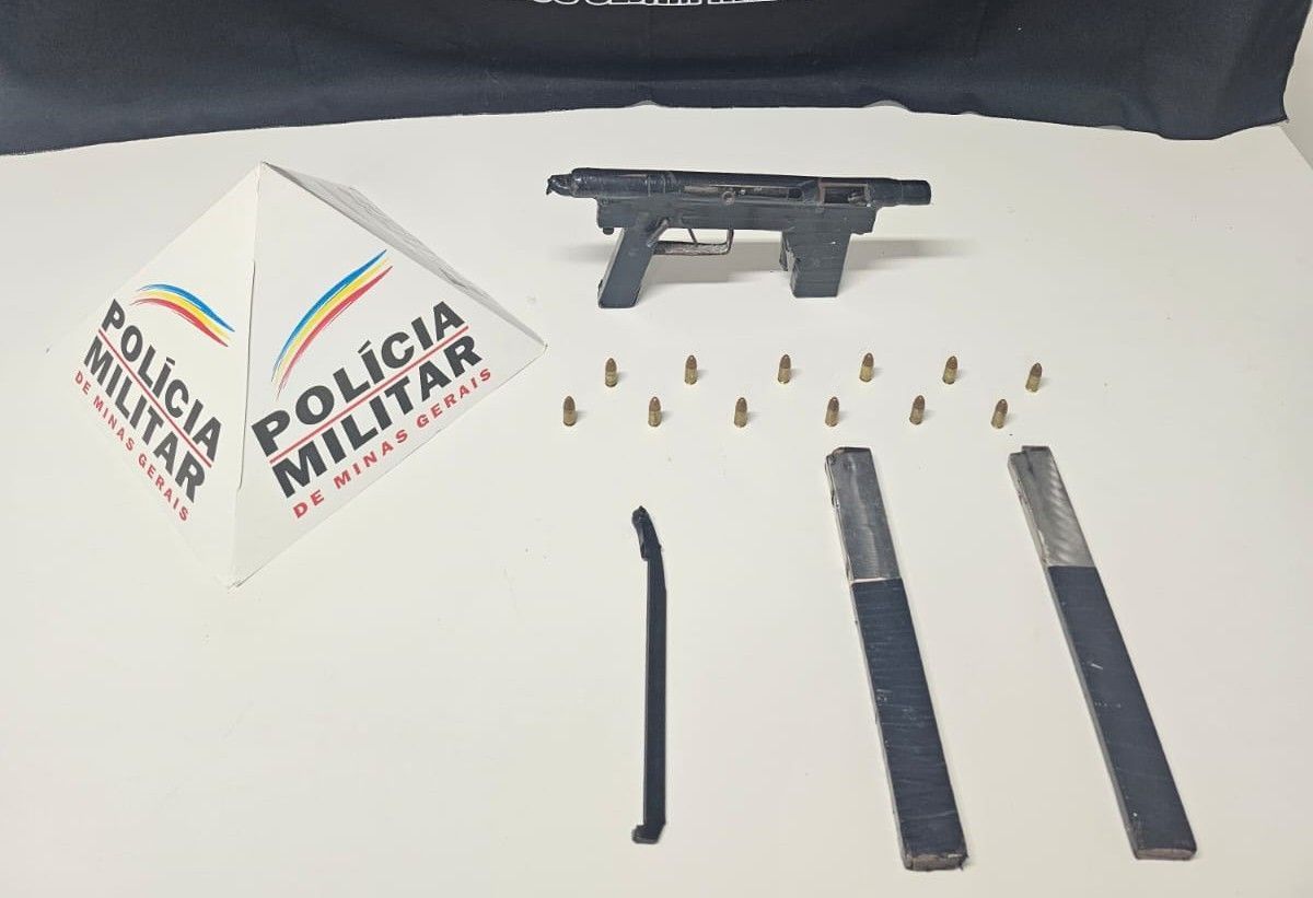 Submetralhadora é apreendida pela PM no Macuco, em Timóteo
