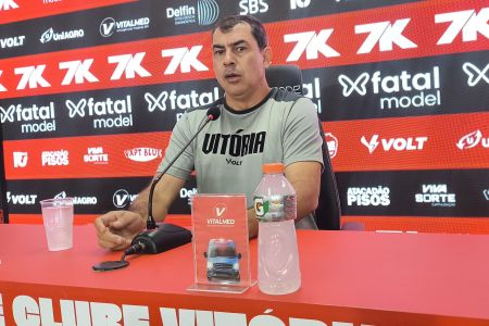 Fábio Carille, durante entrevista coletiva após o empate com o Palmeiras