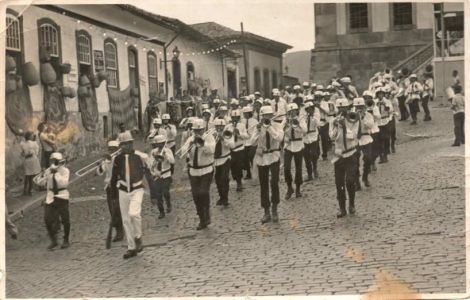 Bandalheira em Mariana