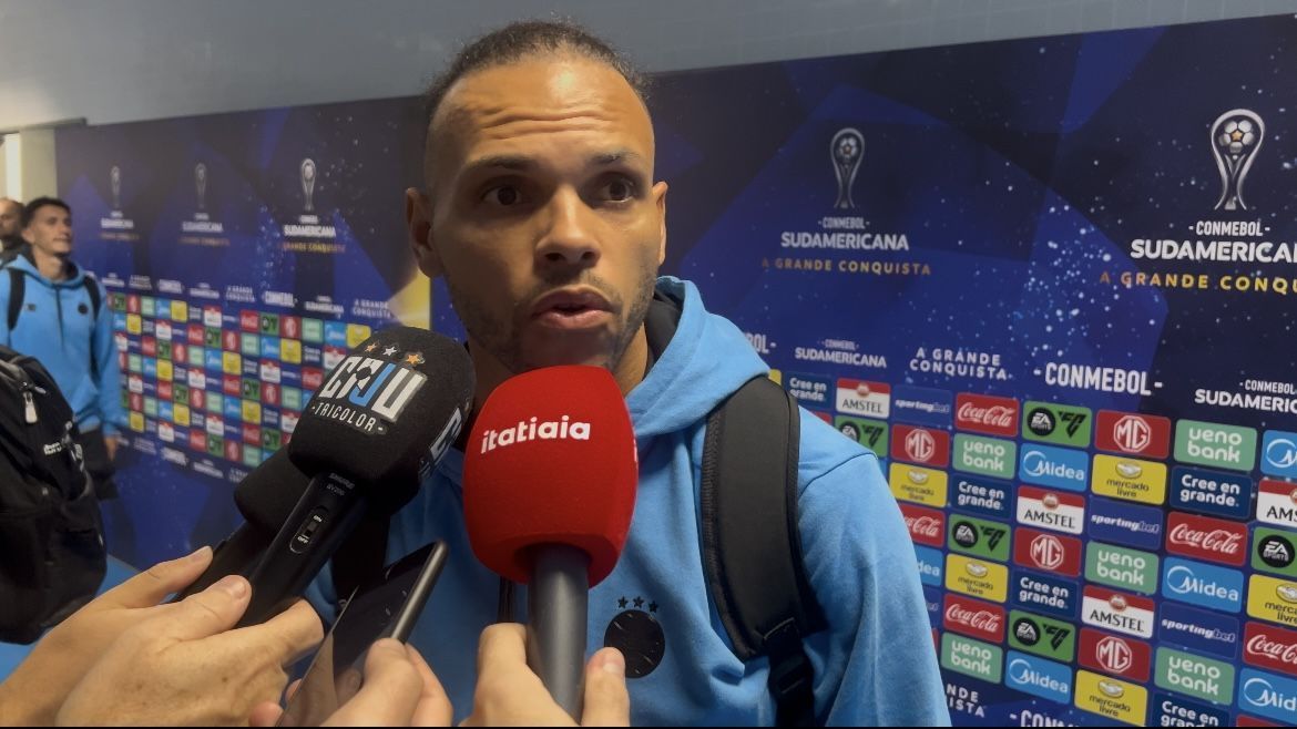 Braithwaite relembra jogo com o Atlético e manda recado sobre as atuações do Grêmio