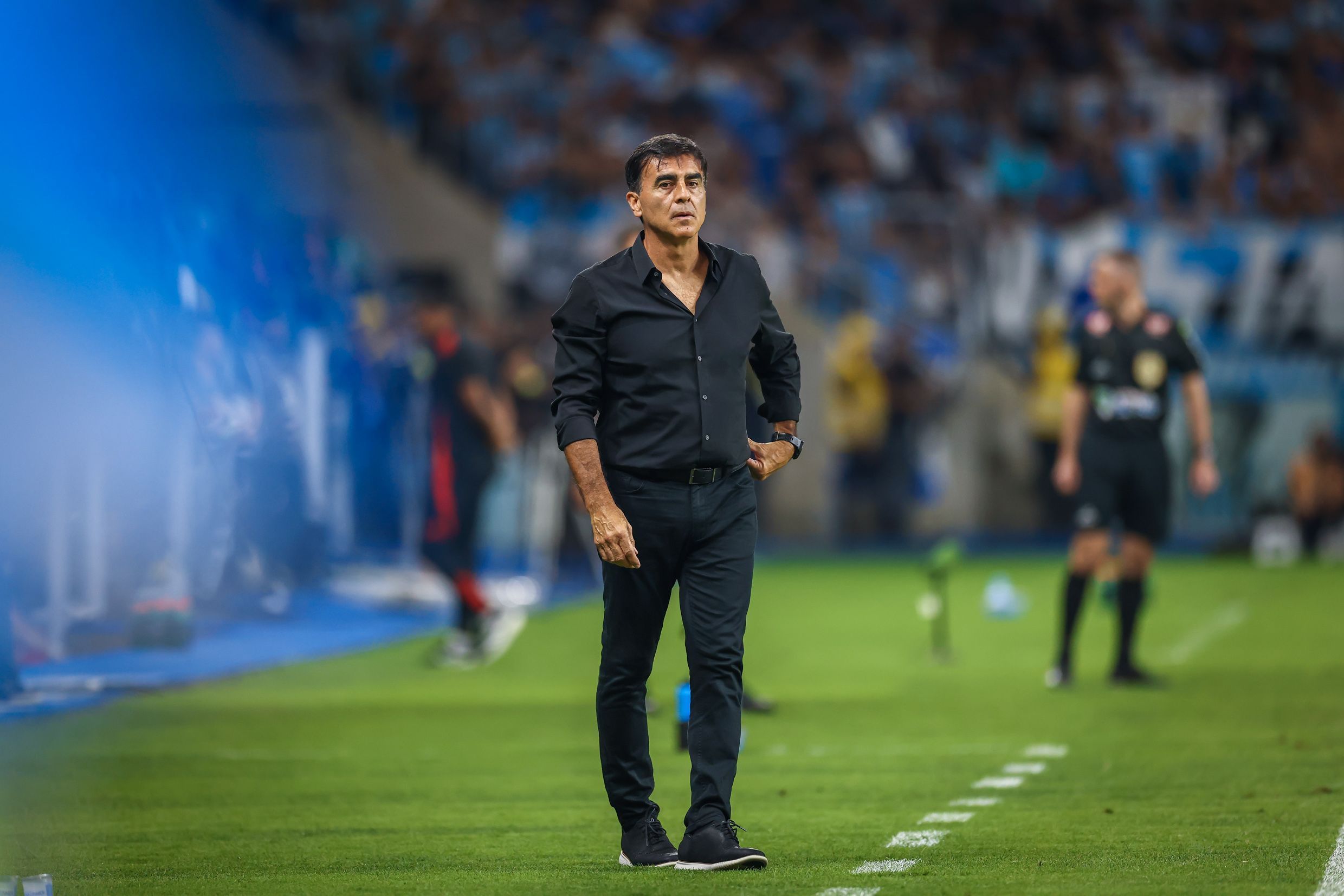 Quinteros reconhece erros do Grêmio e elogia Inter após o empate no GreNal 444