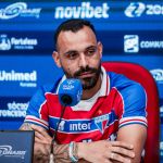 Fortaleza confirma o retorno do atacante Moisés; veja os valores do negócio