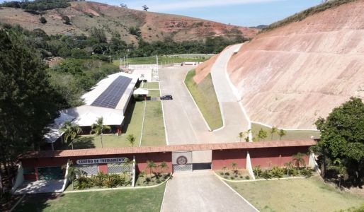 Fachada do CT do Tombense