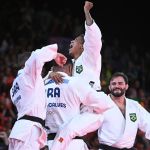 Brasil vence Itália e leva bronze no judô em equipes