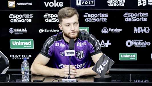 Zagueiro Willian Machado, do Ceará, durante entrevista coletiva