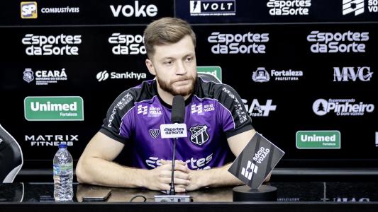 Zagueiro Willian Machado, do Ceará, durante entrevista coletiva