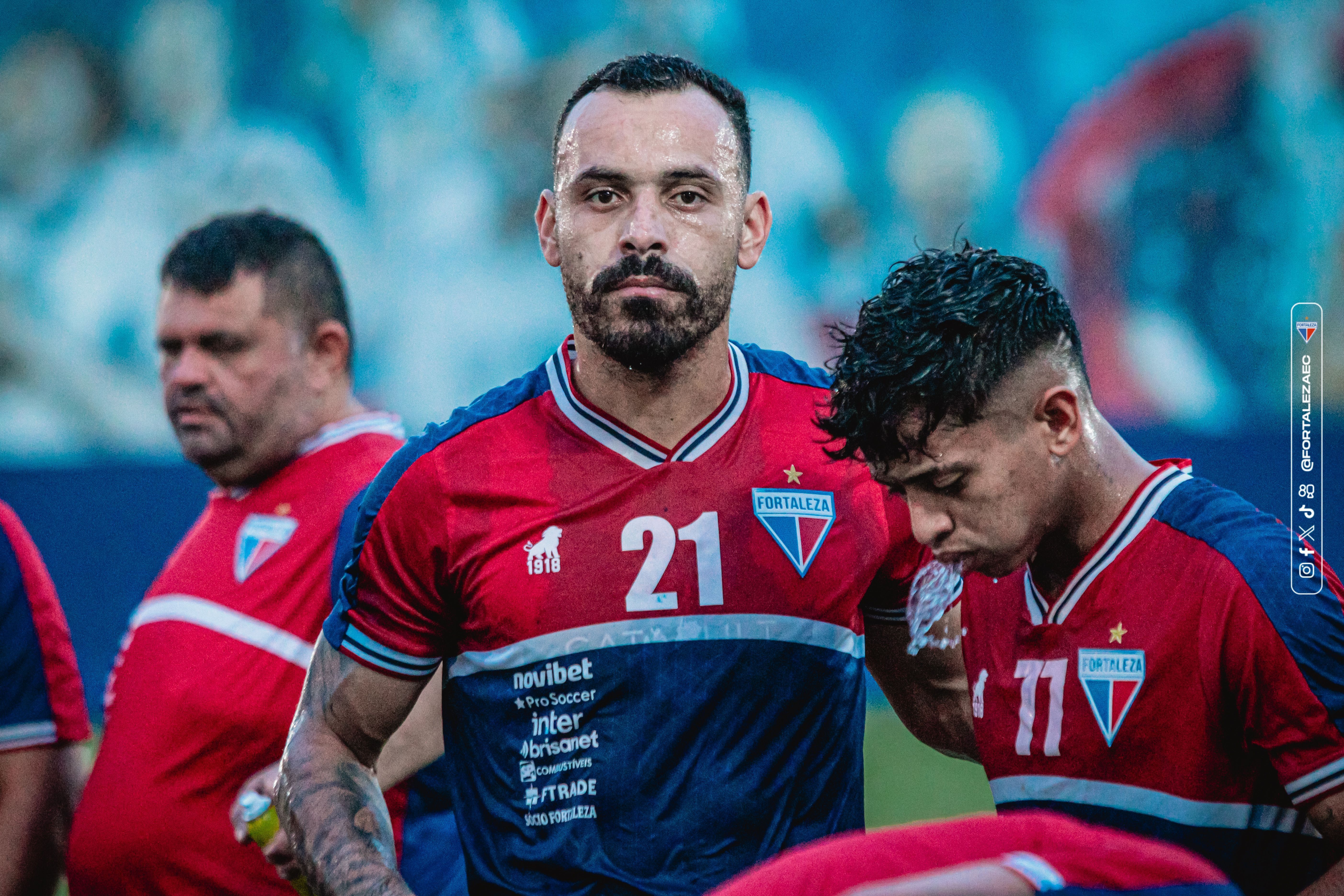 Vojvoda deve mudar Fortaleza em jogo que vale a liderança do Brasileirão