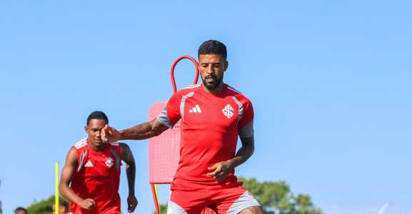 Paulinho Paula deve retomar titularidade no Inter contra o Palmeiras