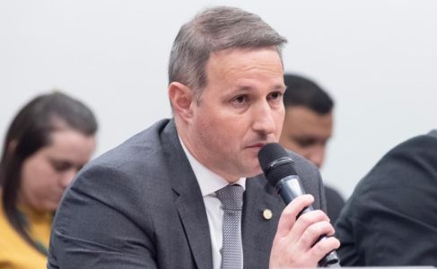 Derrite defende manter exceções para estudos em projeto que busca limitar ‘saidinhas’ de presos | CNN Brasil