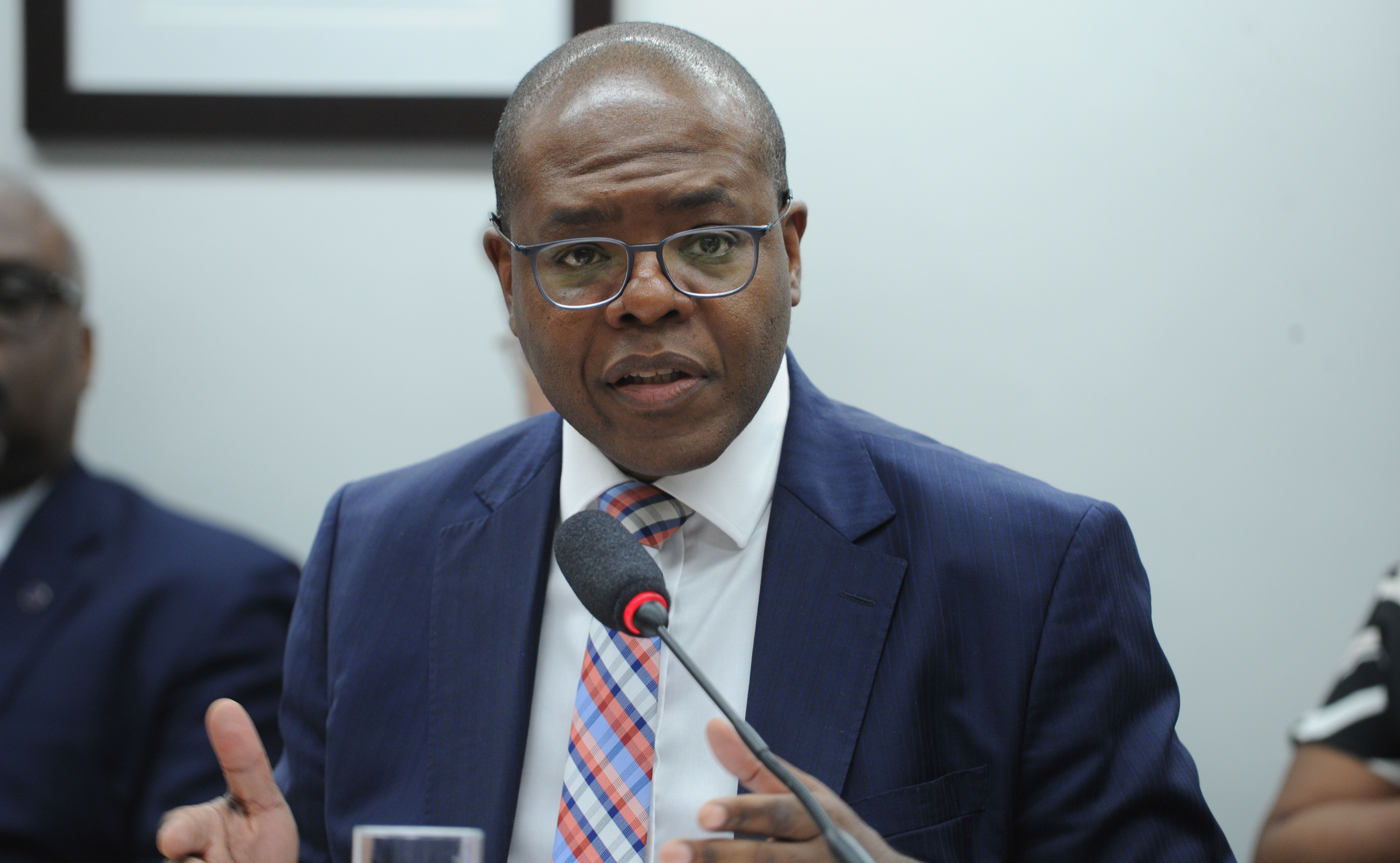 Silvio Almeida sobre pedido de impeachment: 'documento vergonhoso'
