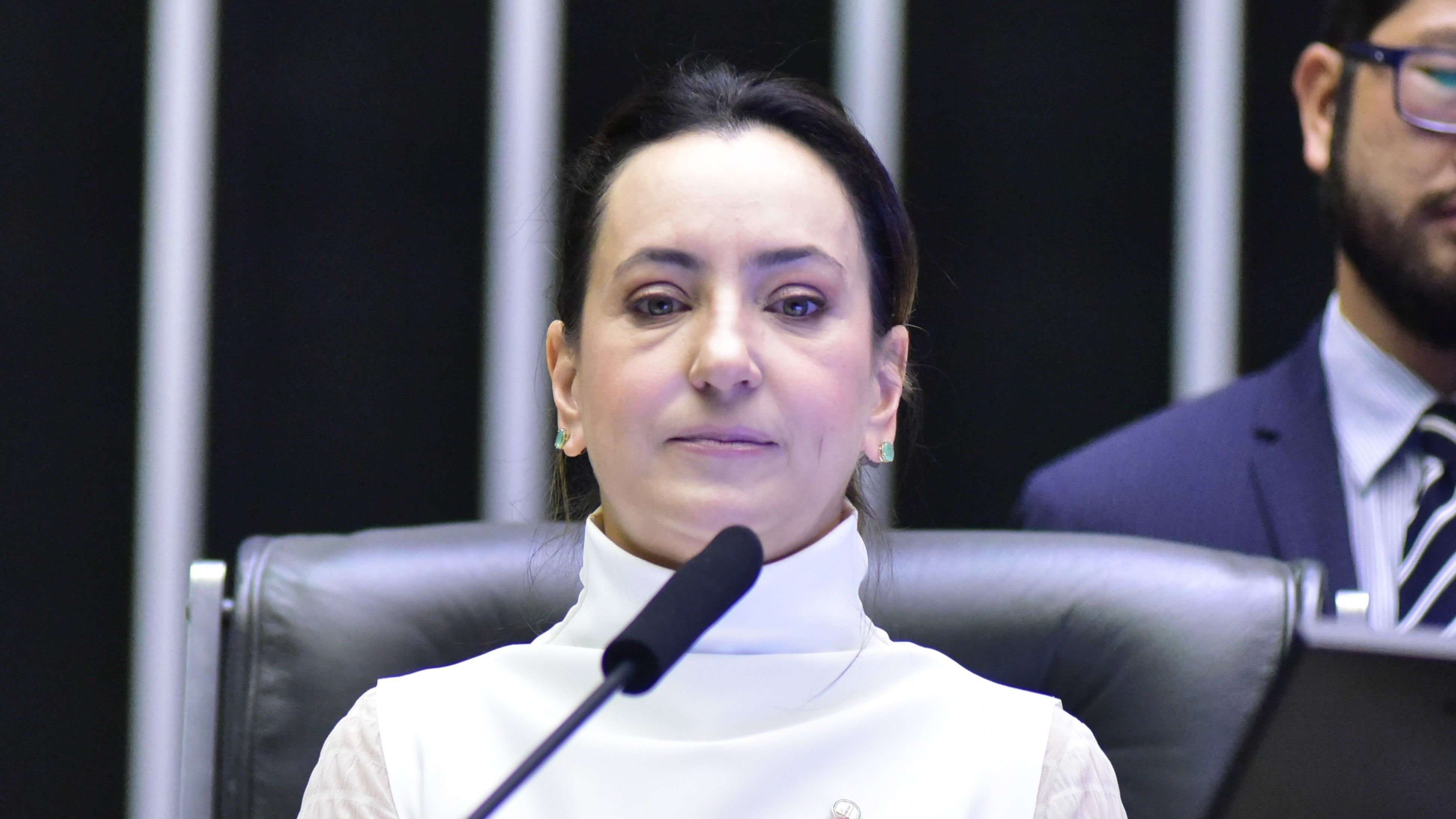 Justiça dá 10 dias para Rosangela Moro explicar mudança de domicílio eleitoral