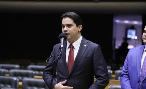 O deputado Junior Mano (PSB-CE)
