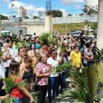 Domingo de Ramos: missa que abre a Semana Santa lota catedral de BH com pedidos de paz
